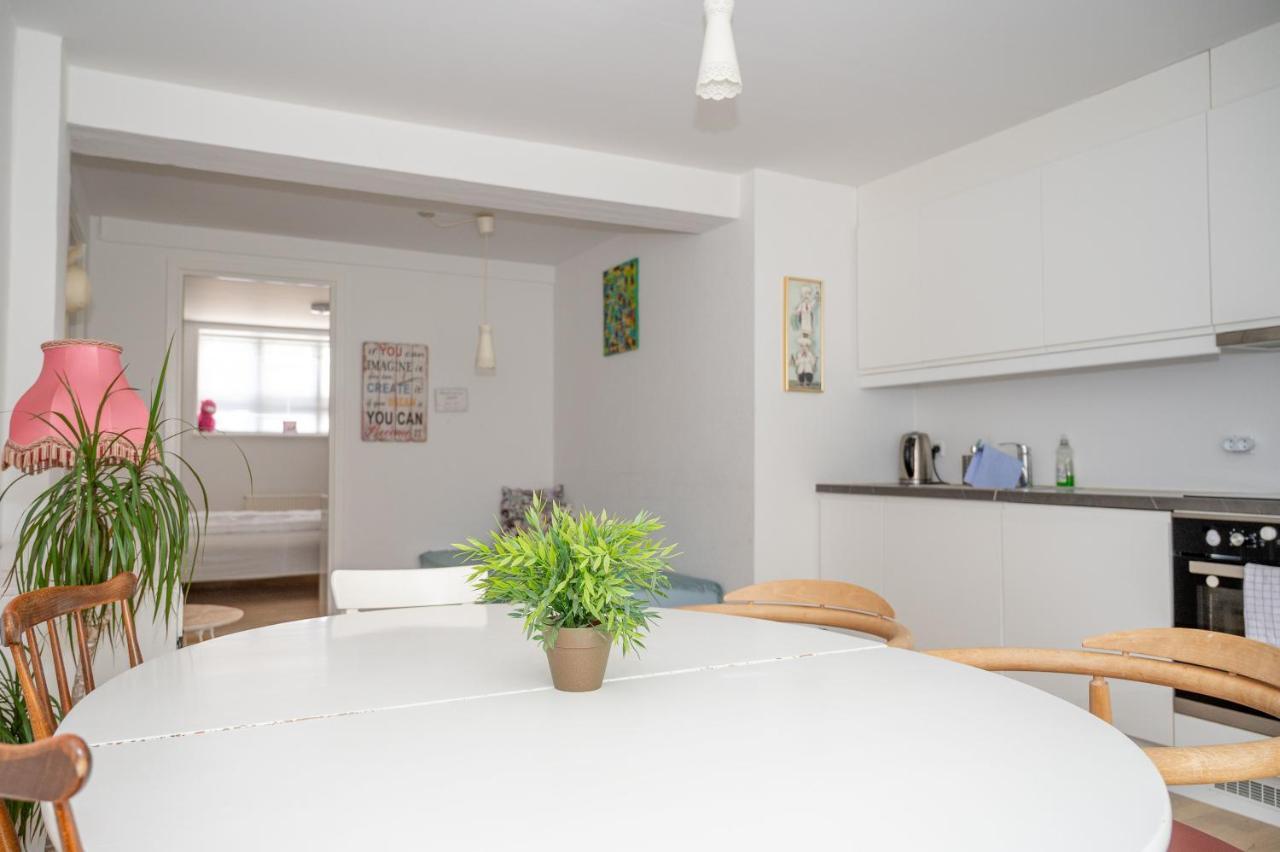 300 Meter Walk To Lego House - 80m2 Two Bedroom With Garden - Unit B * Billund